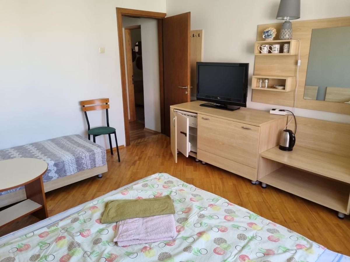 Livingpalanga Meta1 Appartement Buitenkant foto