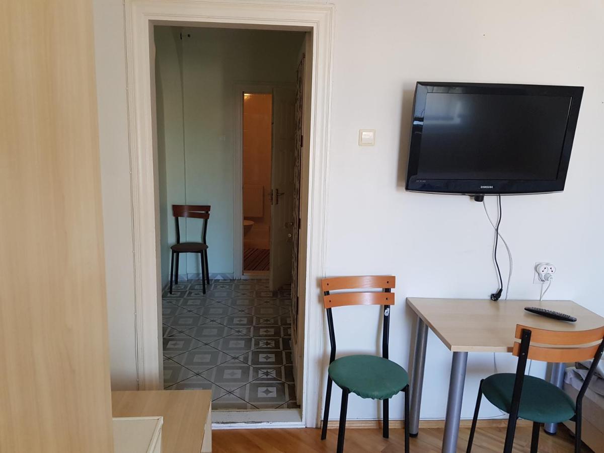 Livingpalanga Meta1 Appartement Buitenkant foto